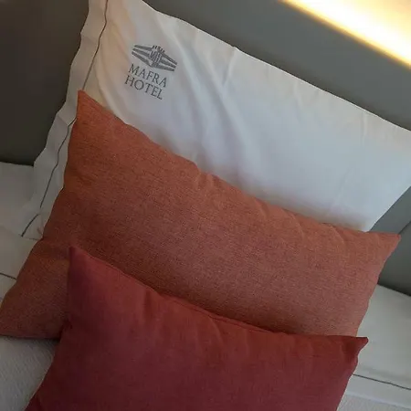 Mafra Hotel 3* מאפרה