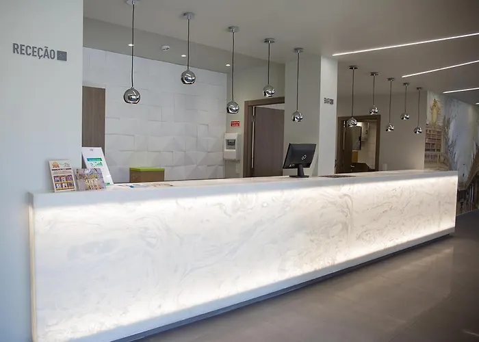 卡斯特劳酒店 酒店